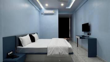Royal-Suite | Betten mit Memory-Foam-Matratzen, kostenloses WLAN, Bettwäsche