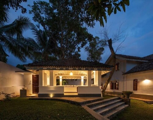 Privet Villa River Stones