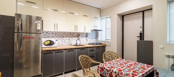 Charming 2-bedroom cottage in serene Tashkent