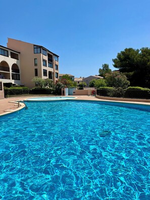 Piscina all'aperto