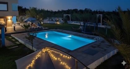 Villa au milieu de la foret de Ras Jebel et a 300 mètres de la plage Swisri