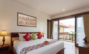 Family Double Room, Pool View - Villa Sabasanti (Blahbatuh)