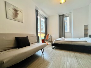 Standard Apartment | Soundproofing, free WiFi - GuestHouse Lugano University (Lugano)