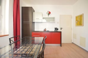 Superior Apartment | Living area - GuestHouse Lugano University (Lugano)