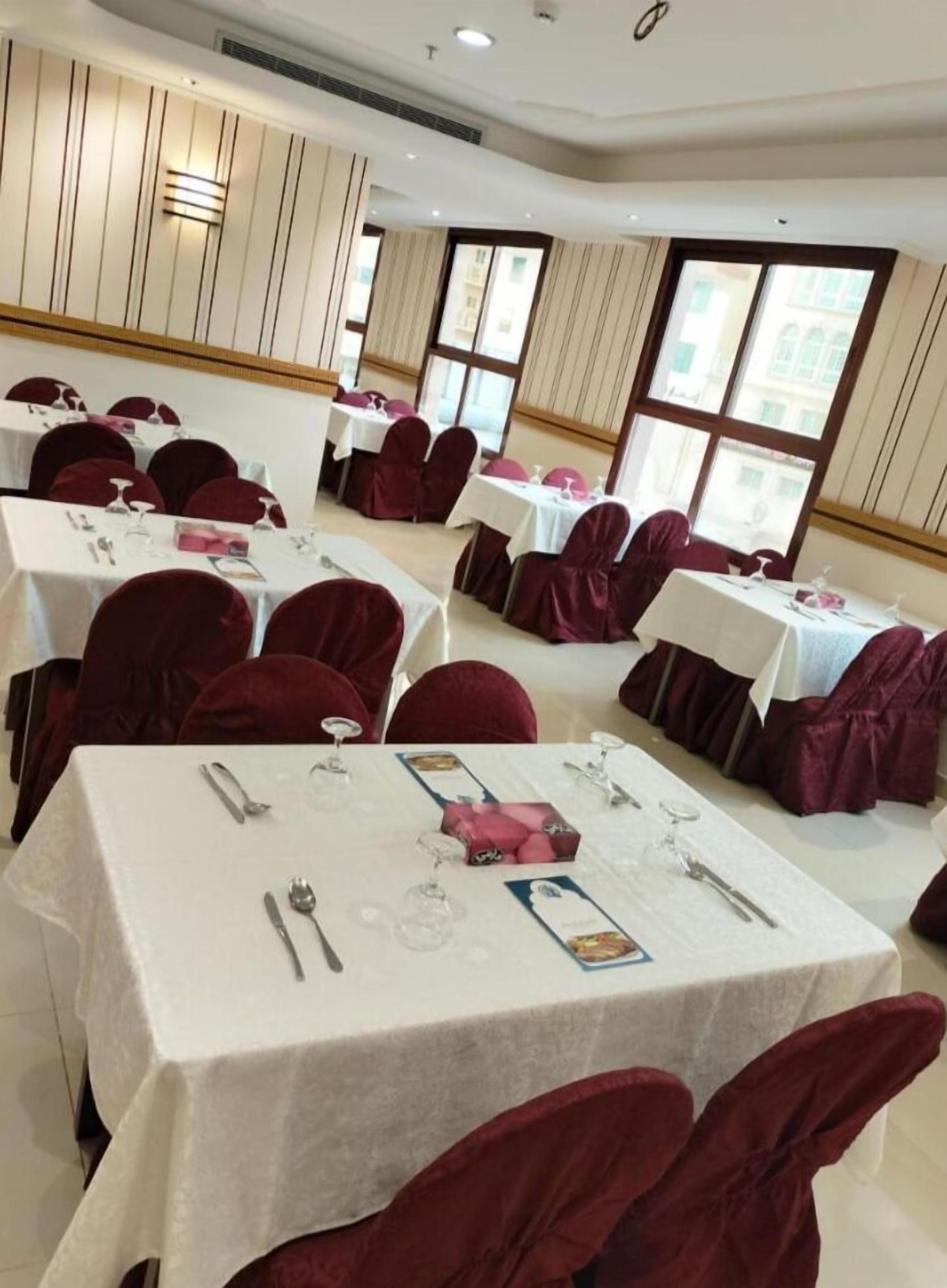 Photo - Alfajar Albadie Hotel 6