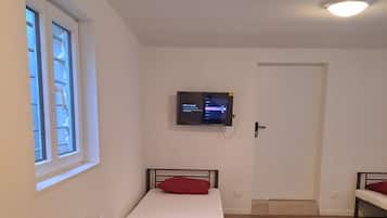 Basic Double Room | Laptop workspace, free WiFi