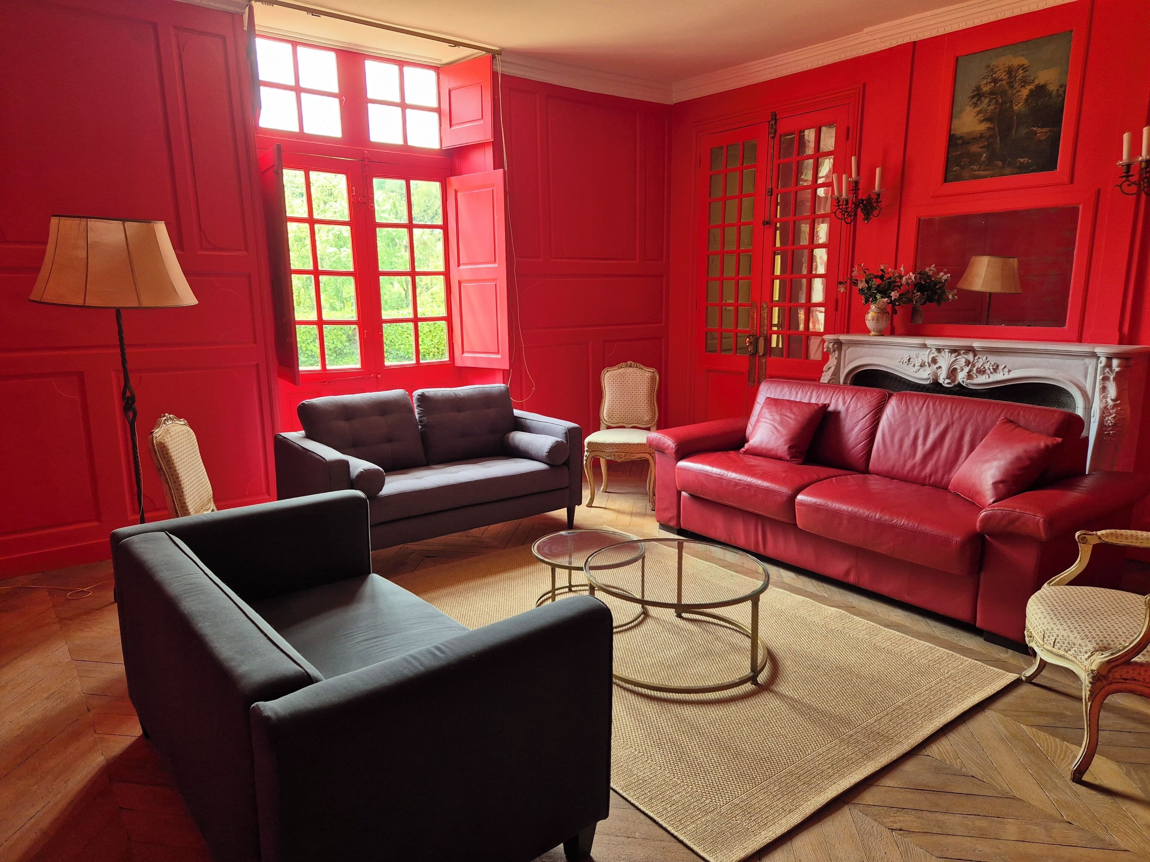 Baby-foot, table de tennis de table, livres