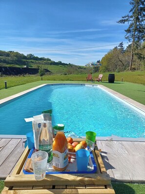 Piscine extérieure, piscine chauffée