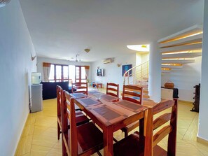 In-room dining - Nate's Homes & Suites (Mombasa)