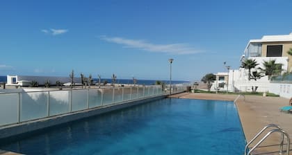 Sublime room facing the sea: beach, swimming pool, golf course, complimentary breakfast.