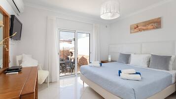 Appartement, 3 chambres, fumeurs, balcon | 3 chambres, chambres insonorisées