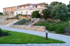 Exterior - Borgo Smeraldo Resort&Villas (Arzachena)