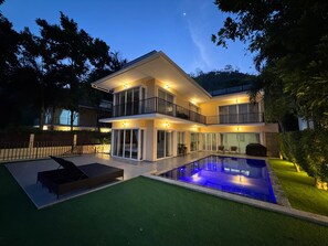 住宿正面