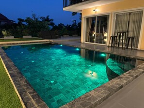 Udendørs pool