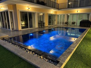 Udendørs pool