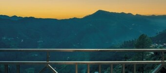 1-Bedroom Flat | Mountain View | Humble Homestay