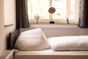 1 Schlafzimmer, Schreibtisch, Bügeleisen/Bügelbrett, kostenloses WLAN