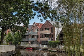 Exterior - Vechte-Loft 3 rooms, new building with balcony, WLAN & PP (Nordhorn)