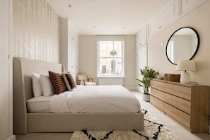 Apartment (2 Bedrooms) | Exterior - The Chelsea Nest - Stylish 2bdr With Balcony (London)