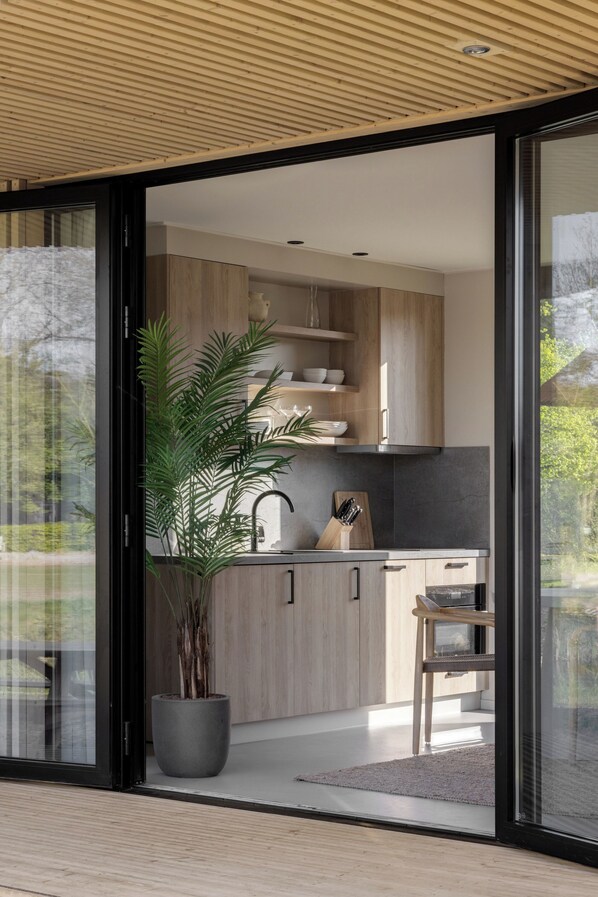 Interior - Lodge for 4 people in Zeewolde in the middle of the forest and close to the beach (Zeewolde)