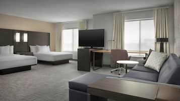 Estúdio, várias camas (Mobility Accessible, Tub) | Roupas de cama premium, cortinas blackout, ferros/tábuas de passar roupa