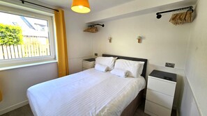 2 Schlafzimmer, Bügeleisen/Bügelbrett, WLAN, Bettwäsche