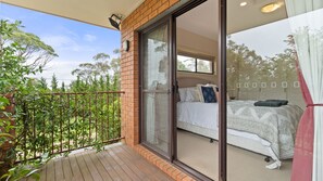 5 chambres, bureau, Wi-Fi gratuit, draps fournis