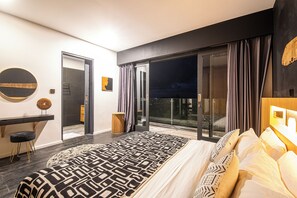 6 bedrooms, iron/ironing board, free WiFi, bed sheets