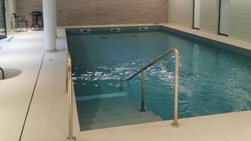 Piscine couverte