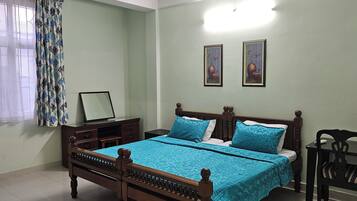 3 chambres, bureau, fer et planche à repasser, Wi-Fi