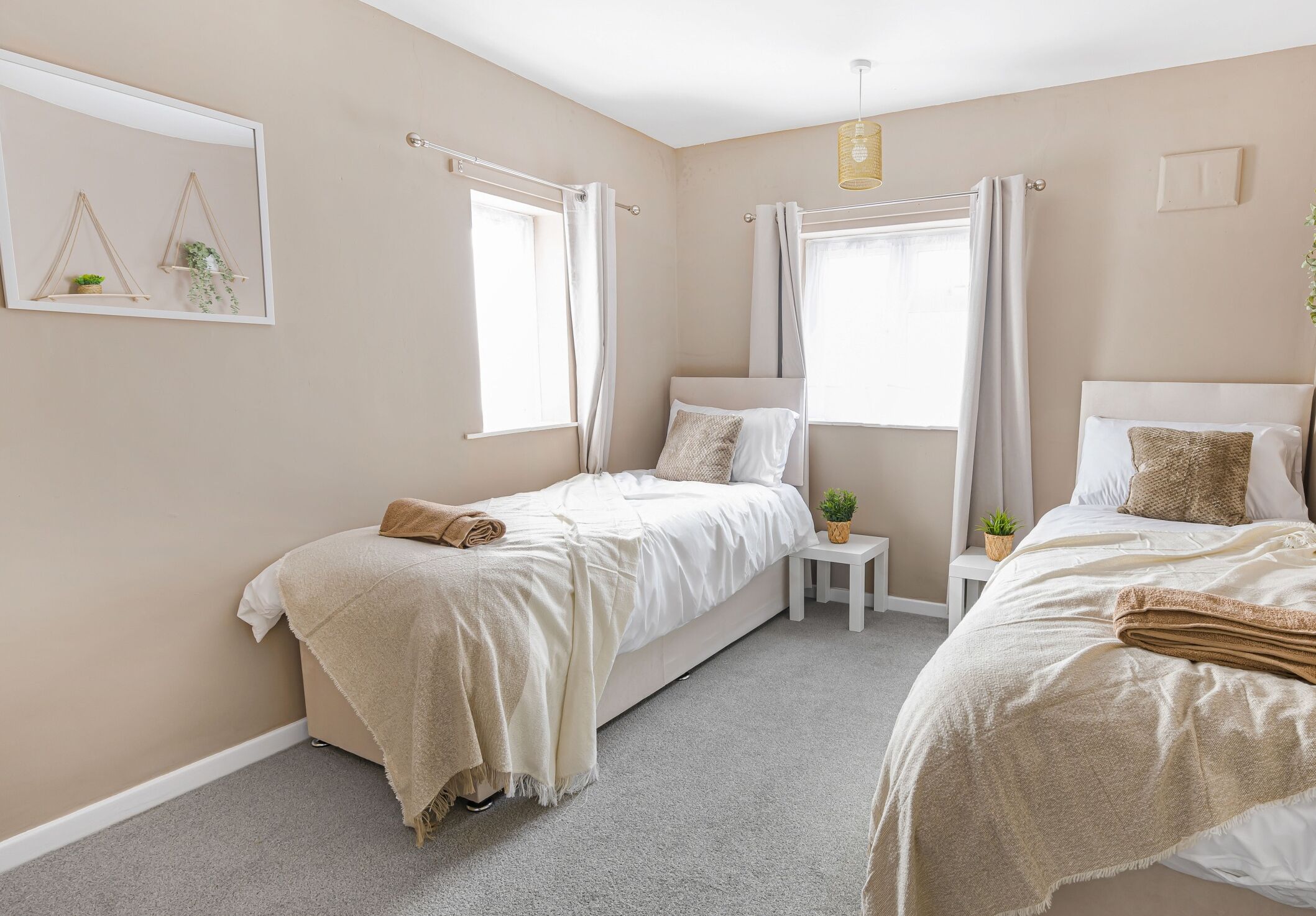 4 bedrooms, iron/ironing board, travel cot, free WiFi