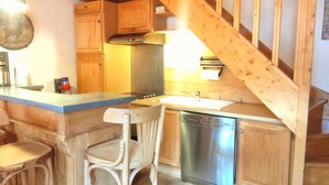 ماكينة لصنع القهوة/الشاي، غسالة أطباق
