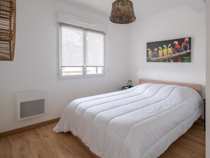 2 bedrooms