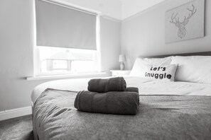3 bedrooms, iron/ironing board, WiFi
