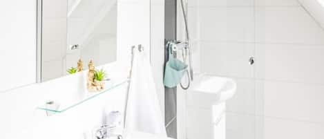 Hair dryer, towels