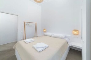 3 bedrooms, iron/ironing board, free WiFi, bed sheets - Villa "Stefano" La Fleur Andros (Andros)