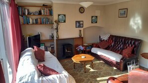 House | 3 bedrooms, iron/ironing board, free WiFi, bed sheets - Frinton on Sea- 3bedroom-petfriendly-garden (Walton on the Naze)