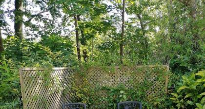 Elmvale - 2 bedrooms with decking sleeps 4