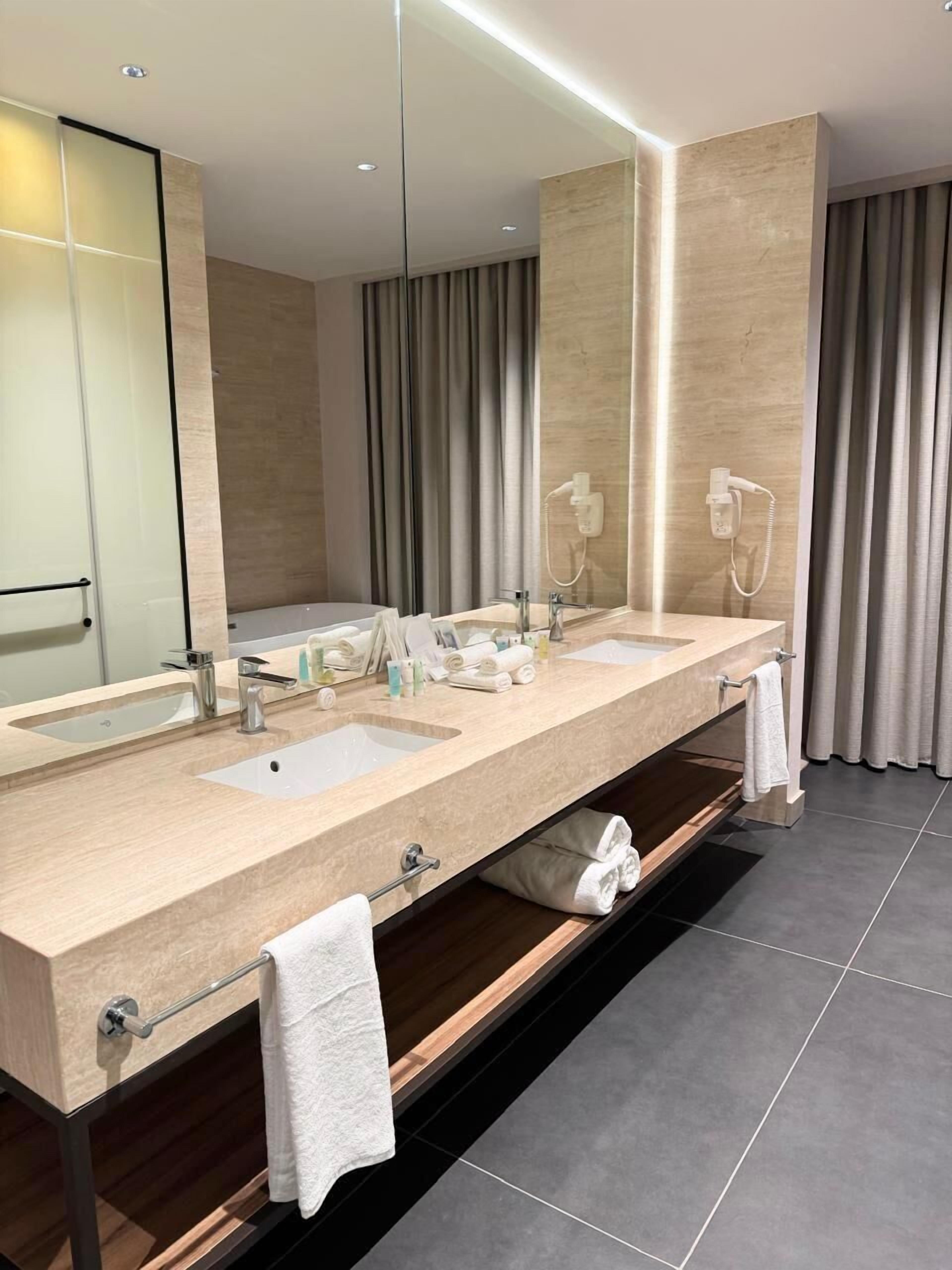 Photo - Swisstouches Hotel Amman