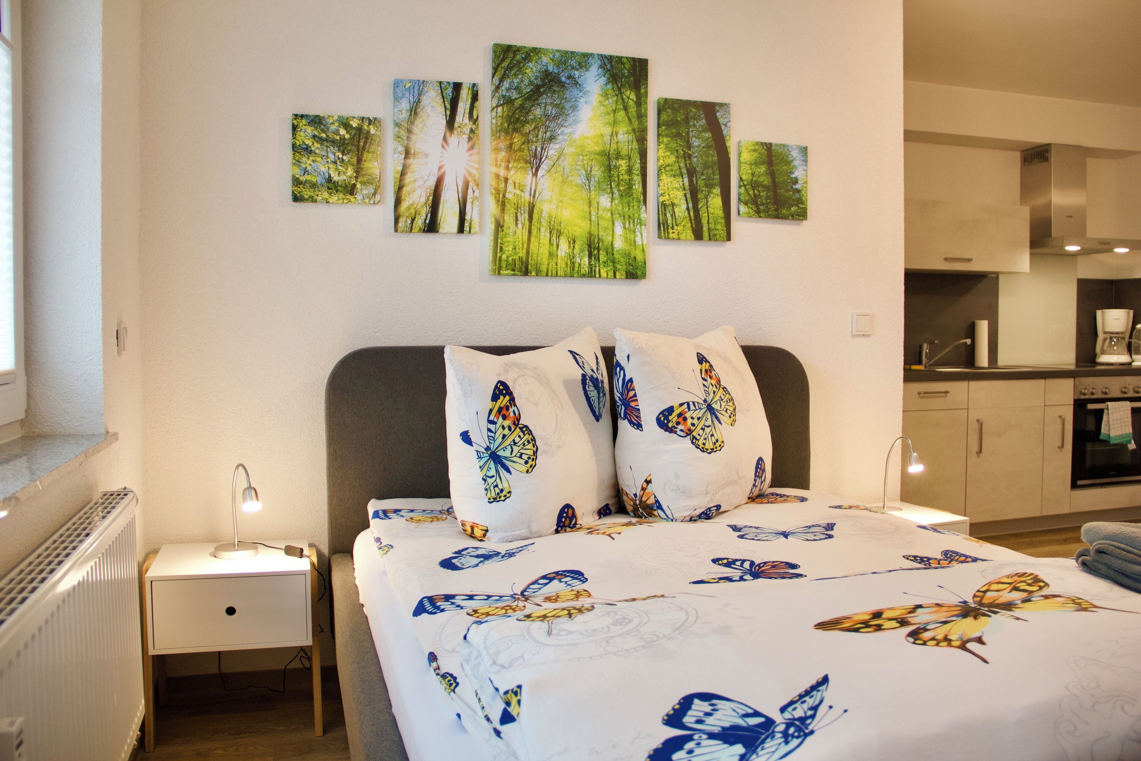 1 habitación, tabla de planchar con plancha, wifi y ropa de cama 