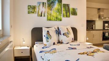 1 bedroom, iron/ironing board, WiFi, bed sheets