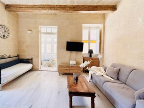 Apartment - Central Loft-grand Master Palace (Valletta)
