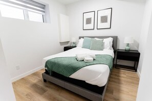 3 chambres, bureau, Wi-Fi, draps fournis