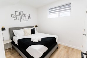 3 chambres, bureau, Wi-Fi, draps fournis