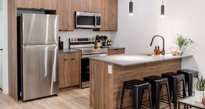 Modern, Prime Location & Comfort