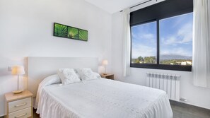 Villa | 4 bedrooms - Camelia in Llafranc With 4 Bedrooms and 3 Bathrooms (Vidreres)