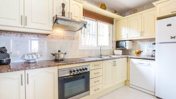 Stórt einbýlishús | 3 svefnherbergi