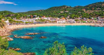 Pruneda in Llafranc With 2 Bedrooms and 1 Bathrooms