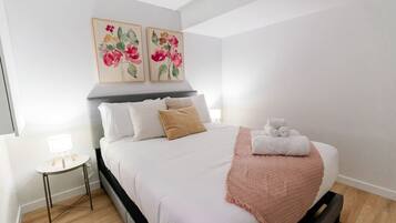 3 habitaciones, escritorio, wifi y ropa de cama