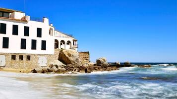 House | 4 bilik tidur